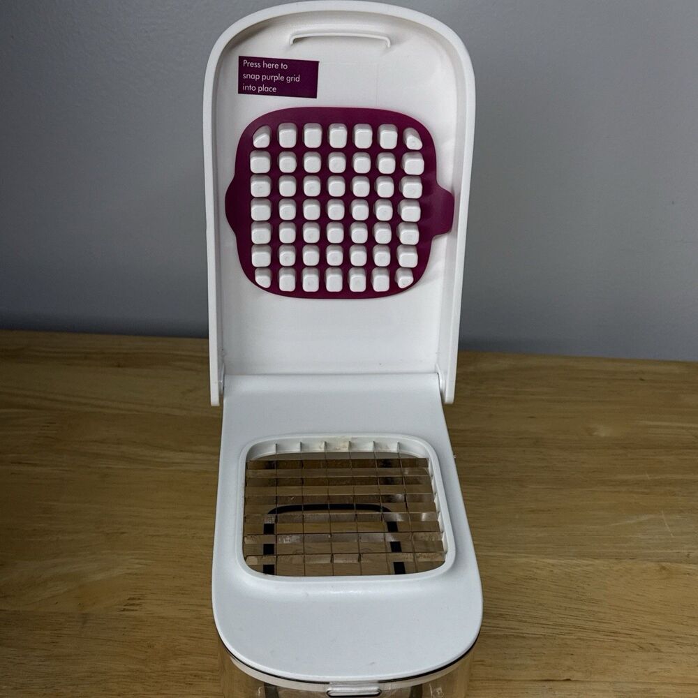 OXO Good Grips Vegetable Chopper Easy Pour Design